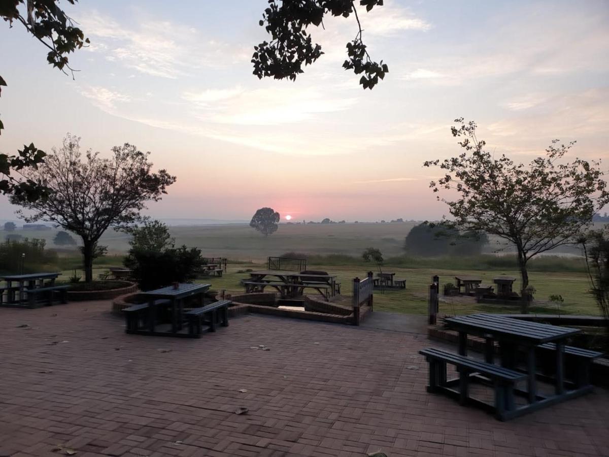 布龙克霍斯茨普雷 4 Seasons Country Club酒店 外观 照片
